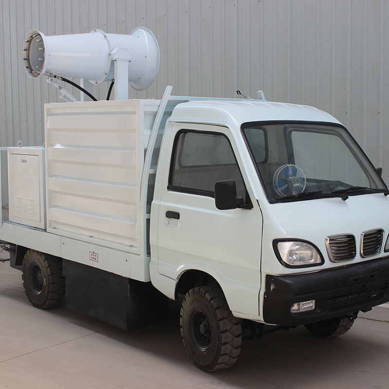 車載除塵霧炮設備.jpg 車載除塵霧炮設備.jpg