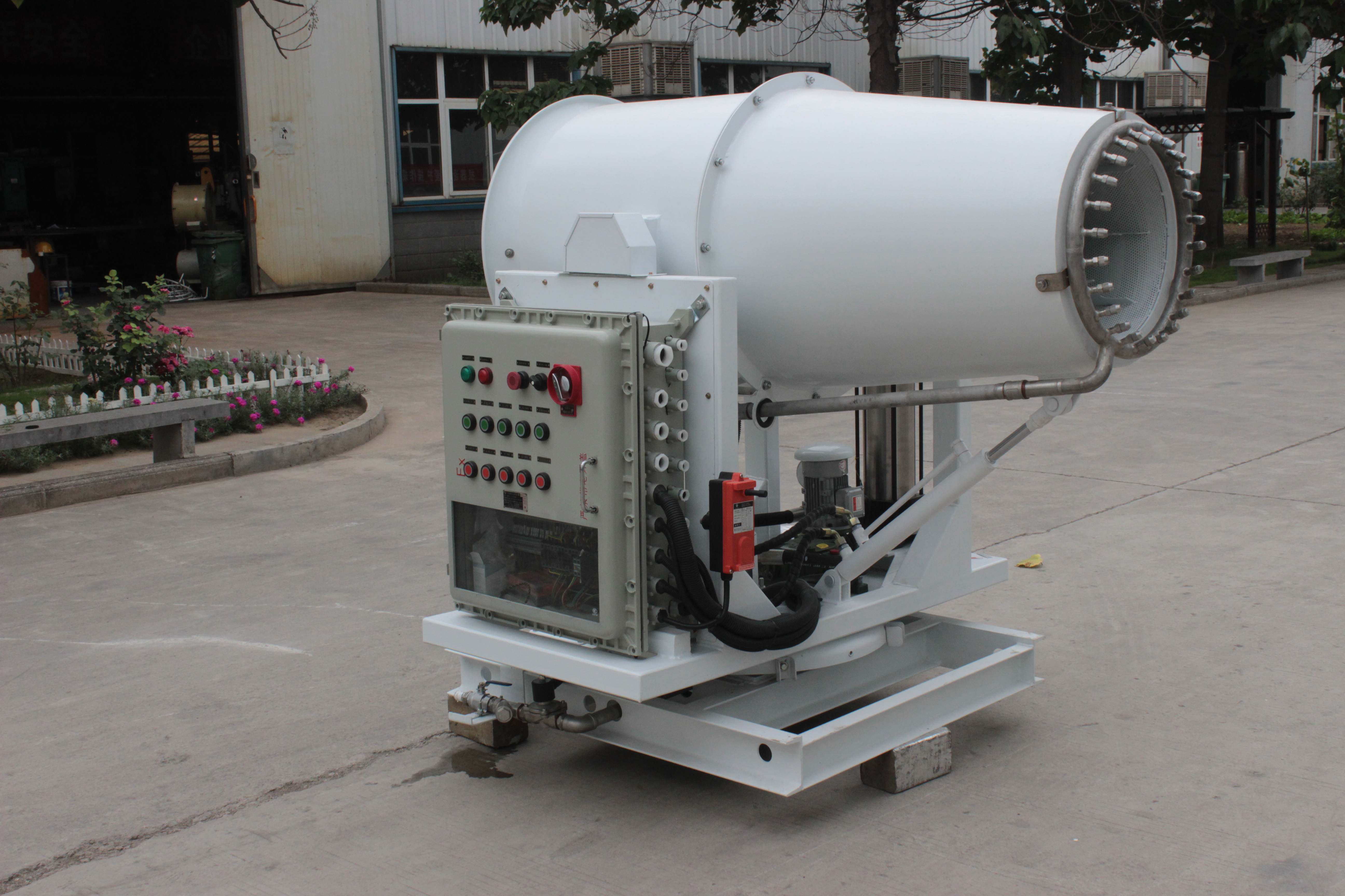 風送式高壓霧炮機可以做成手動操控嗎？優缺點是什么？