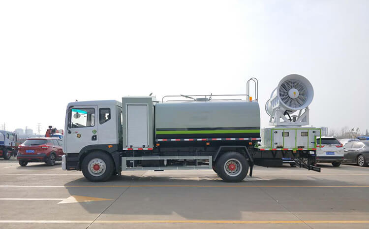 車載霧炮設備在建筑工地有什么突出優勢？